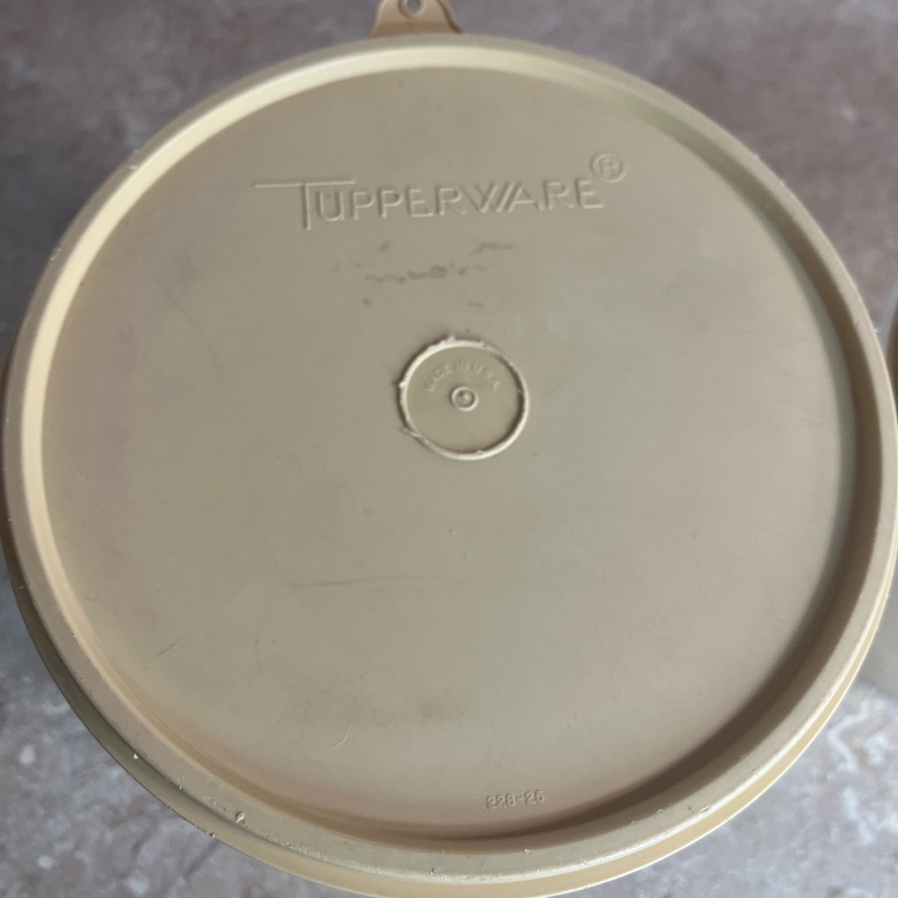 Tupperware Containers - Picture 2 of 8